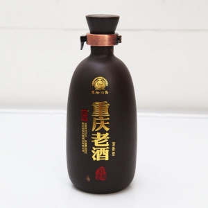 高檔重慶老酒陶瓷酒瓶